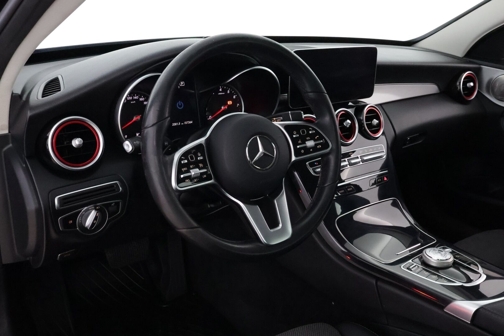 MERCEDES-BENZ C 2021 300e A Premium Business EQ Power * Vetokoukku / Peruutuskamera / Navi / Sähköluukku / LED High Performance / - Puolinahkasisusta / Sporttipenkit / Juuri tullut Tampereelle!