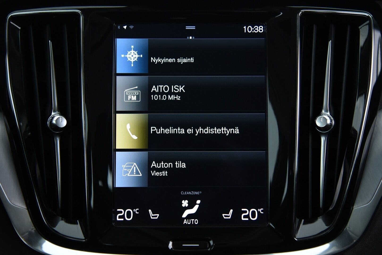 Volvo V60 2021 T6 TwE AWD Inscription Expression aut / Adapt.vak / Pilot assist / Koukku / Webasto / Blis / Apple & Android - Nokian kesä- ja talvirenkaat / Merkkiliikkeen huoltohistorialla / P-kamera 