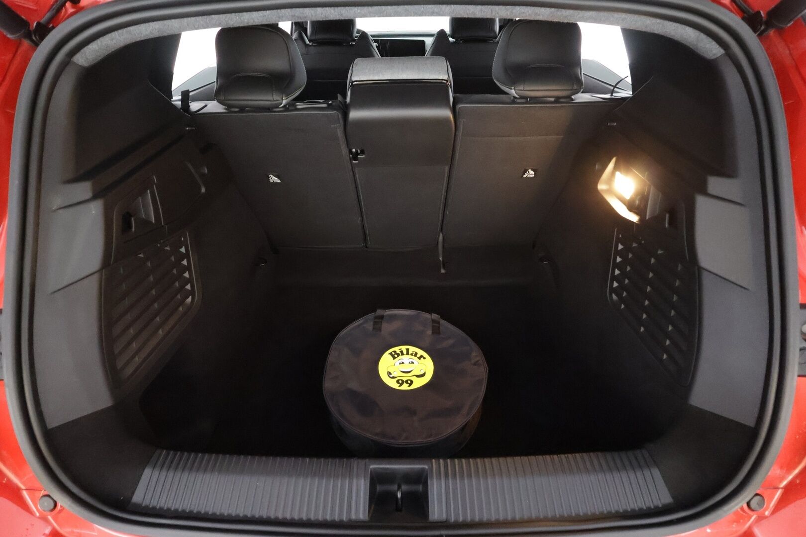 Renault Scenic 2024 E-Tech electric 170hv comfort range techno * ACC / LED / P.Kamera / Digimittaristo / Kaistavahti / Navi * - KATSO POIKKEUKSELLISEN EDULLINEN HINTA!  / 1-om suomi-auto / SoH 98,9% / Kahdet renkaat alumiinivanteilla!