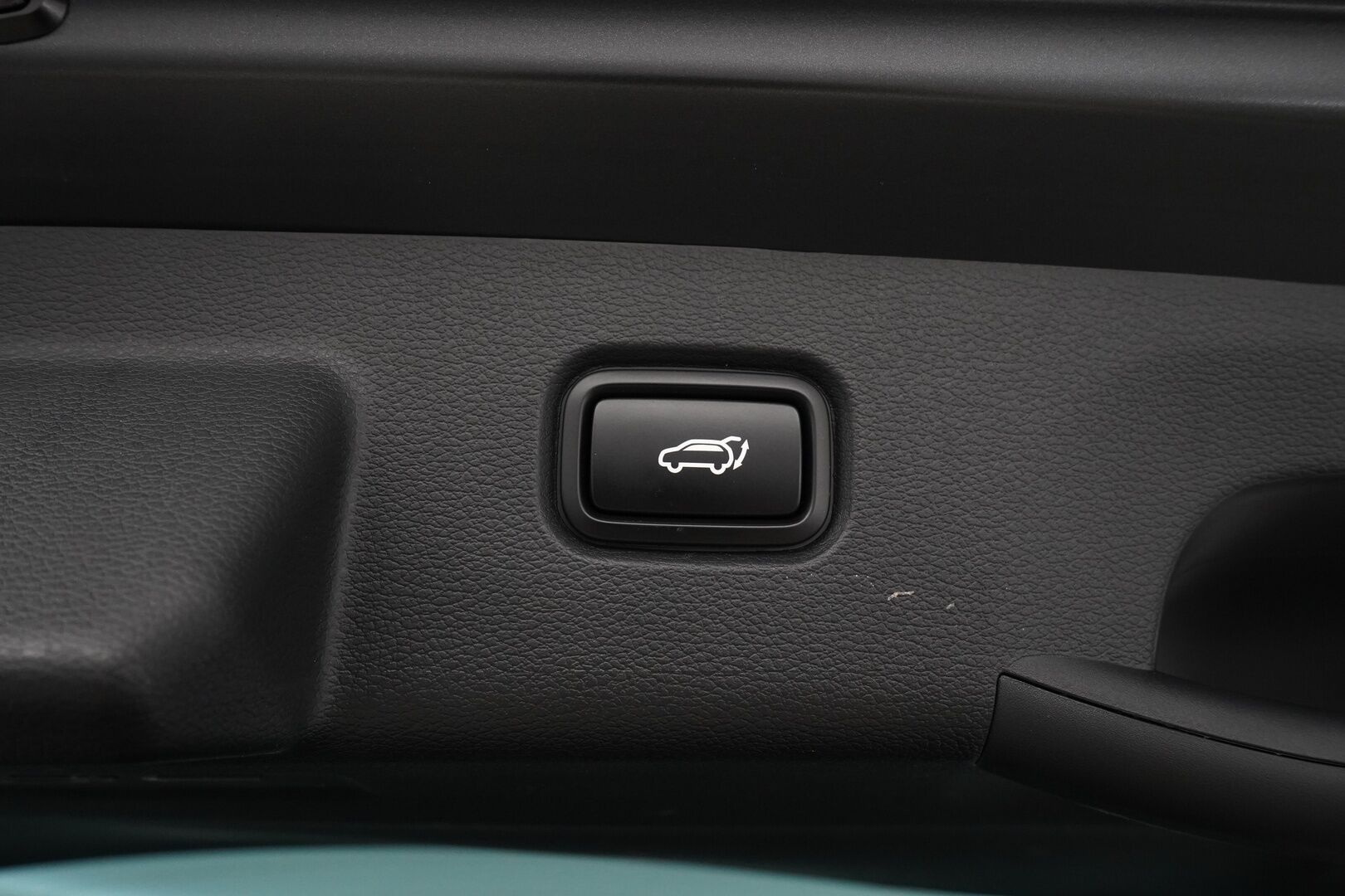 Kia Sportage 2023 1,6 T-GDI AWD Plug-in Hybrid GT-Line At 265hv *Ilmastoidut nahat / 360° / ACC / Koukku / H&K* - 3,99 % KORKOTARJOUS TÄHÄN AUTOON - 2x Hyvät renkaat ja vanteet / Merkkihuollot 