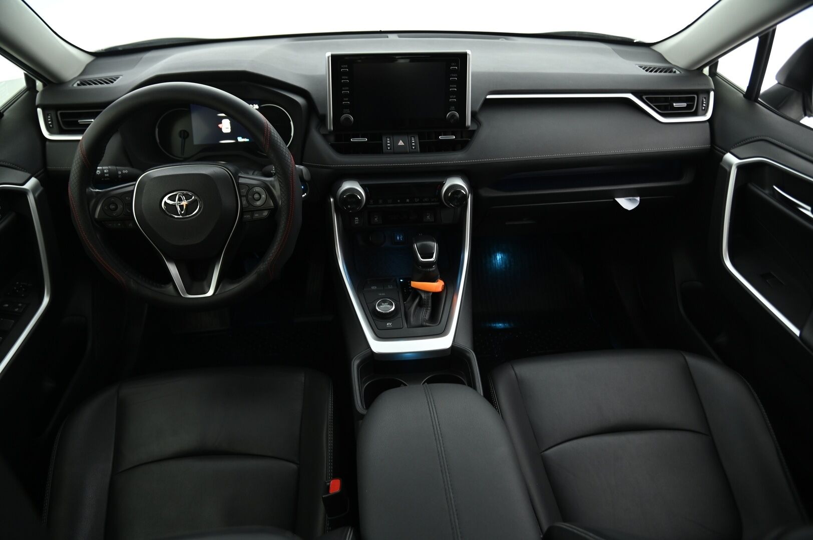 Toyota RAV4 2019 2,5 Hybrid AWD-i Executive *Webasto / Koukku / ACC / Nahkapenkit / Peruutuskamera / Tuulilasinlämmitys / Ratinlämmitin* - 3,99 % KORKOTARJOUS TÄHÄN AUTOON - Huippuvarusteilla / 2x Renkaat vanteineen / Kaukosäätöinen webasto!