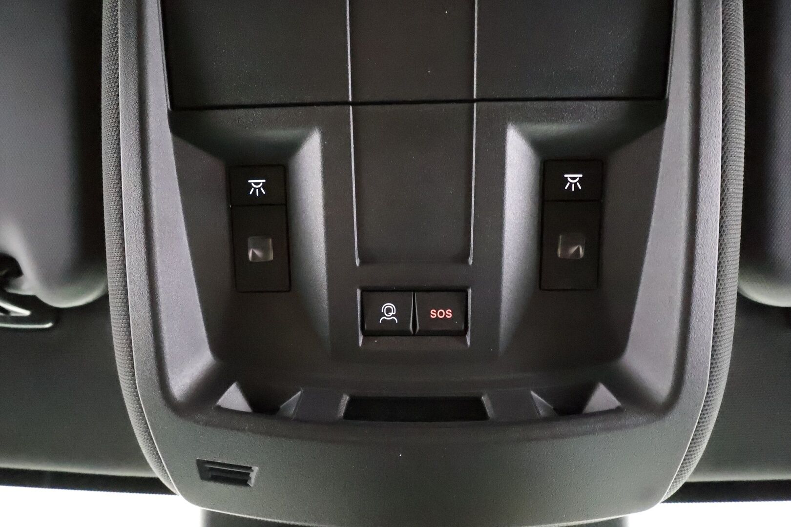 Peugeot E-3008 2025 Allure Launch Edition 73 kWh 210 Automaatti - | ACC | Puolinahat | 360° | LED | Lane Assist | BSM | RCTA | Apple & Android | Ambient light | Navi | Lämm. ratti | Suomiauto |