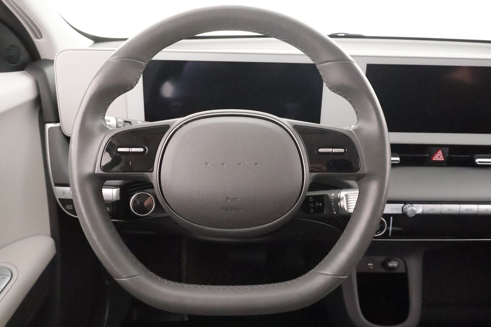 Hyundai IONIQ 5 2022 58 kWh 170hv Dynamic * ACC / P.kamera / ILP / LED / Navi / Ratinlämmitin * - Akku kuntotarkastettu / Kahdet renkaat aluvanteilla / Merkkihuollettu - HULLUT AVAJAISHULINAT KORKOTARJOUS 3,29 %