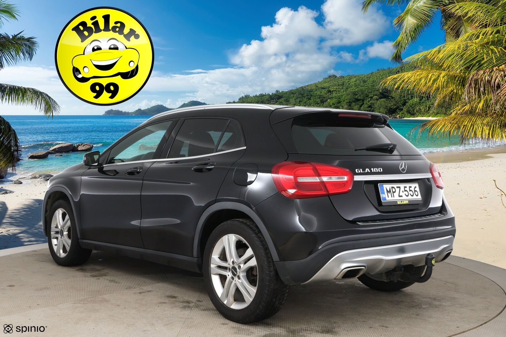 Mercedes-Benz GLA 2016 180 A / Sporttipenkit / Peruutuskamera /  Sähköinen takaluukku / BI-Xenon / Koukku - Suomi- Auto / Juuri huollettu!