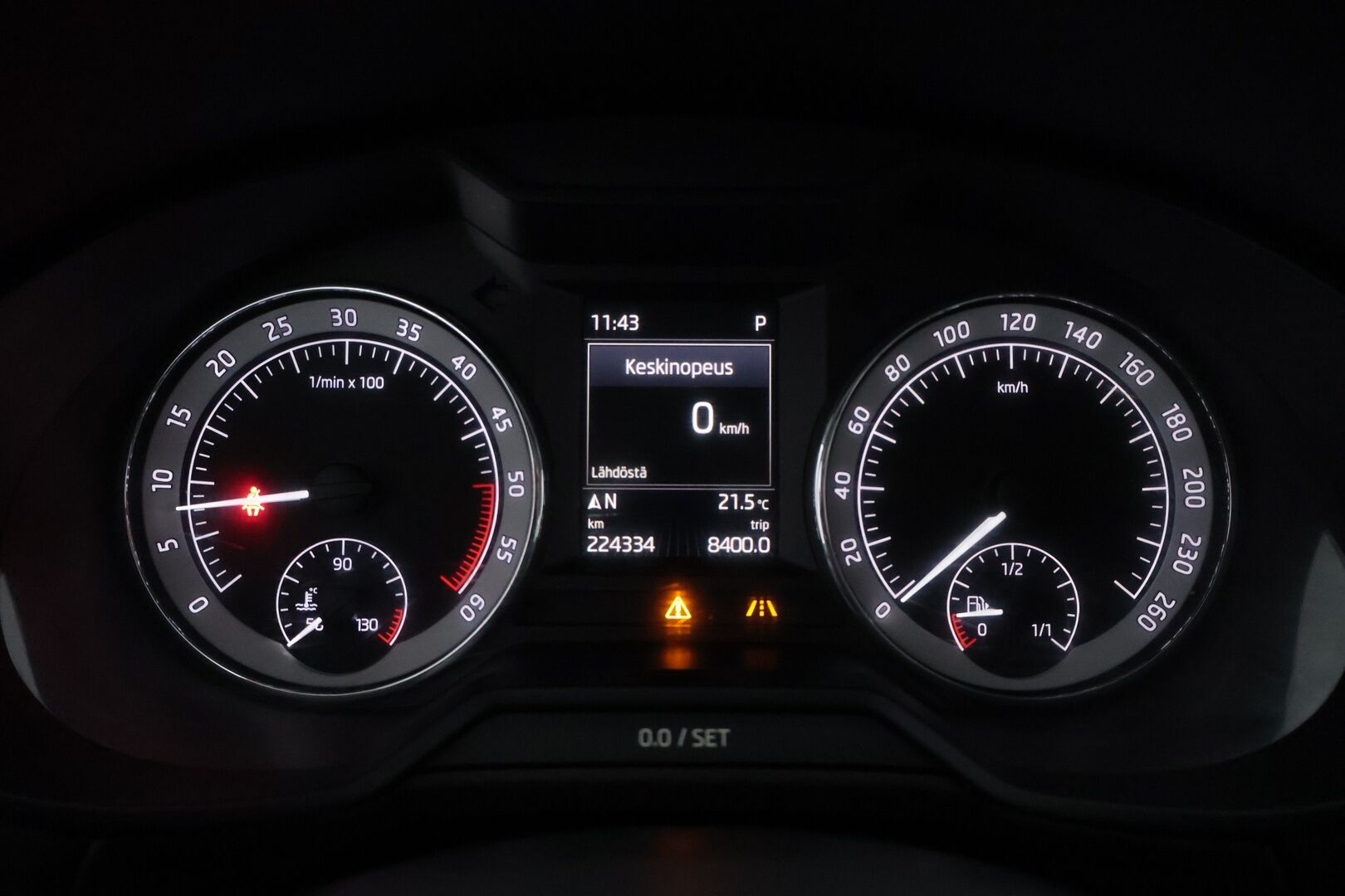 Skoda Octavia 2016 Combi 2,0 TDI 184 4x4 L&K DSG Autom. - YritysOutlet - Myydään vain yrityksille - – Tämä auto myydään YritysOutlet -valikoimasta vain yritykselle