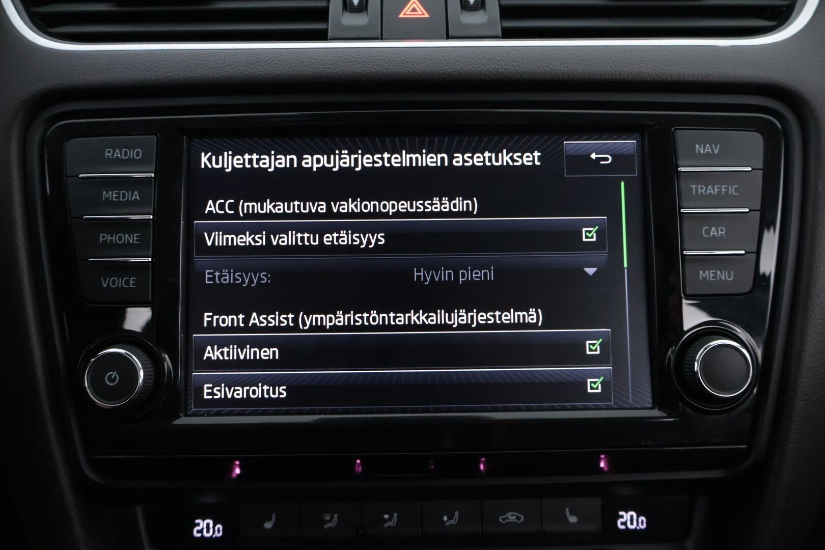 Skoda Octavia 2016 Combi 2,0 TDI 184 4x4 L&K DSG Autom. - YritysOutlet - Myydään vain yrityksille - – Tämä auto myydään YritysOutlet -valikoimasta vain yritykselle