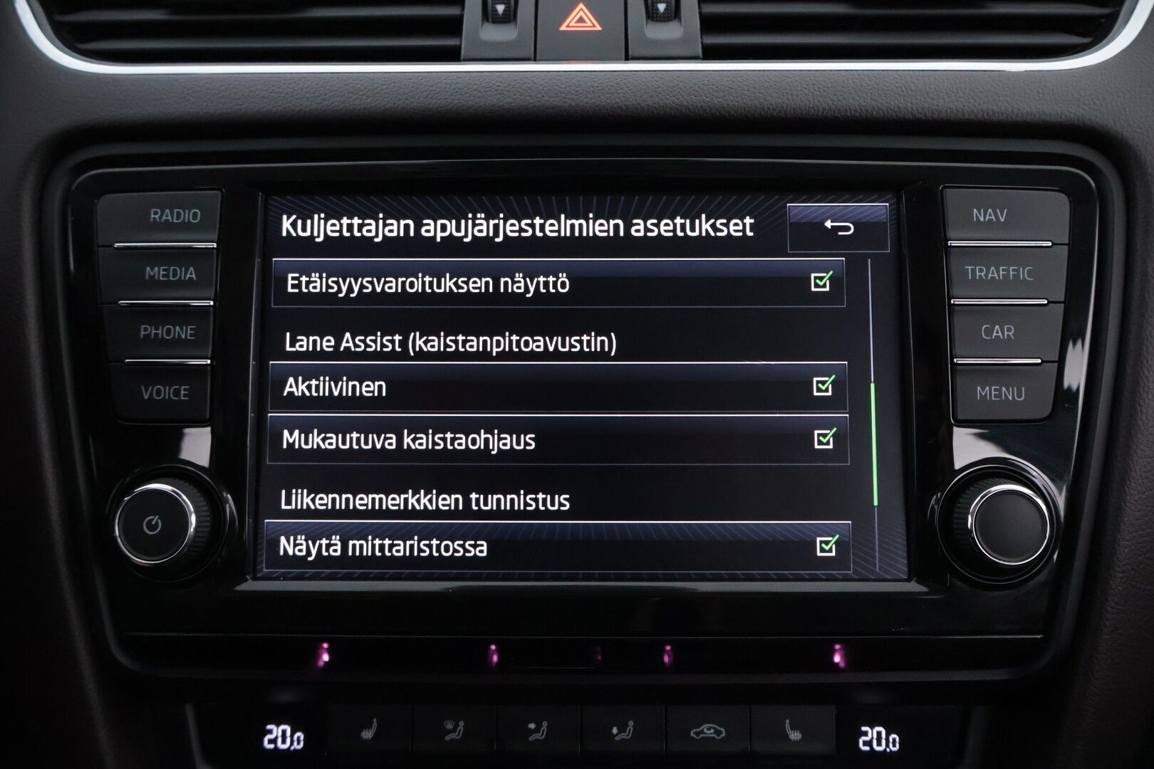 Skoda Octavia 2016 Combi 2,0 TDI 184 4x4 L&K DSG Autom. - YritysOutlet - Myydään vain yrityksille - – Tämä auto myydään YritysOutlet -valikoimasta vain yritykselle