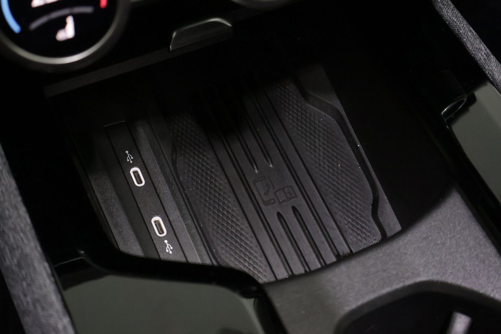 Skoda Superb 2024 Combi 1.5 TSI eTEC Style DSG ** Webasto / Panorama / Canton / Sähk. takaluukku / Sporttipenkit** - Kahdet renkaat vanteineen! / 1-Omisteinen / merkkihuollettu! / Suomi-Auto - HULLUT AVAJAISHULINAT KORKOTARJOUS 3,29 %