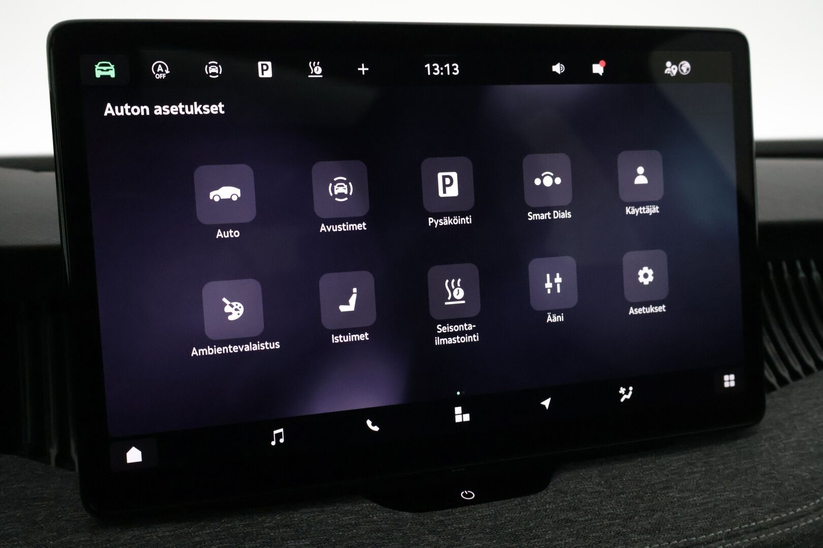 Skoda Superb 2024 Combi 1.5 TSI eTEC Style DSG ** Webasto / Panorama / Canton / Sähk. takaluukku / Sporttipenkit** - Kahdet renkaat vanteineen! / 1-Omisteinen / merkkihuollettu! / Suomi-Auto - HULLUT AVAJAISHULINAT KORKOTARJOUS 3,29 %