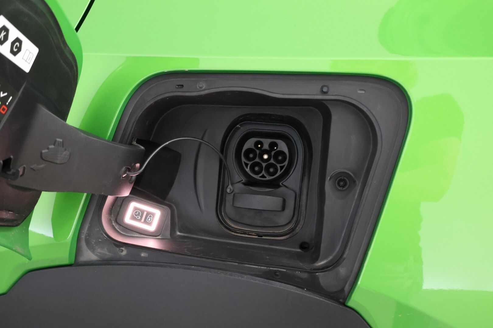 Opel Mokka 2021 Ultimate Plus 136 automaatti - Adapt.Vakkari / Digimittari / Merkkihuollot / 360-Kamera / LUX LED / Nahka-Alcantara / Ratinlämmitys / Huippuvarusteet!