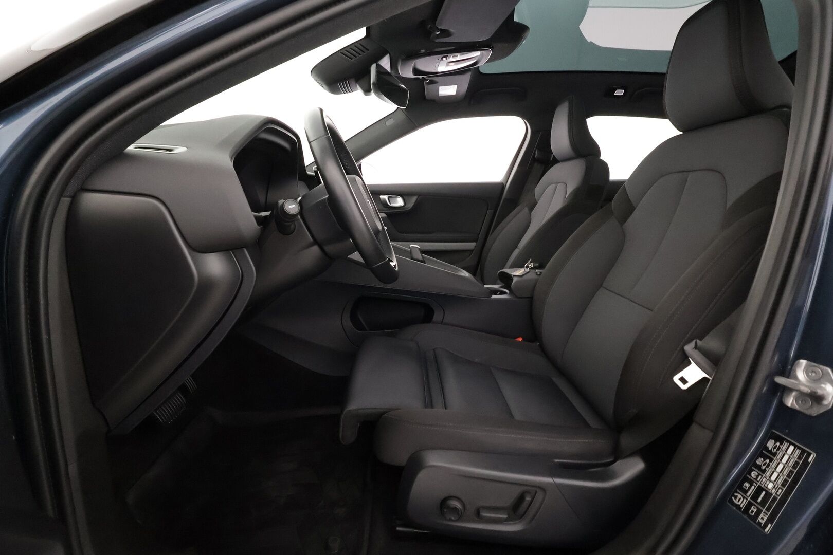 Polestar 2 2022 Long Range Single Motor, 170kW, 78kWh - | ACC | ILP | Koukku | Pilot&Plus | 360-Kamera | Pixel LED | H/K | Muistipenkki | Lasikatto | Sporttipenkit | Keyless | Merkkihuollettu | Kahdet Renkaat |
