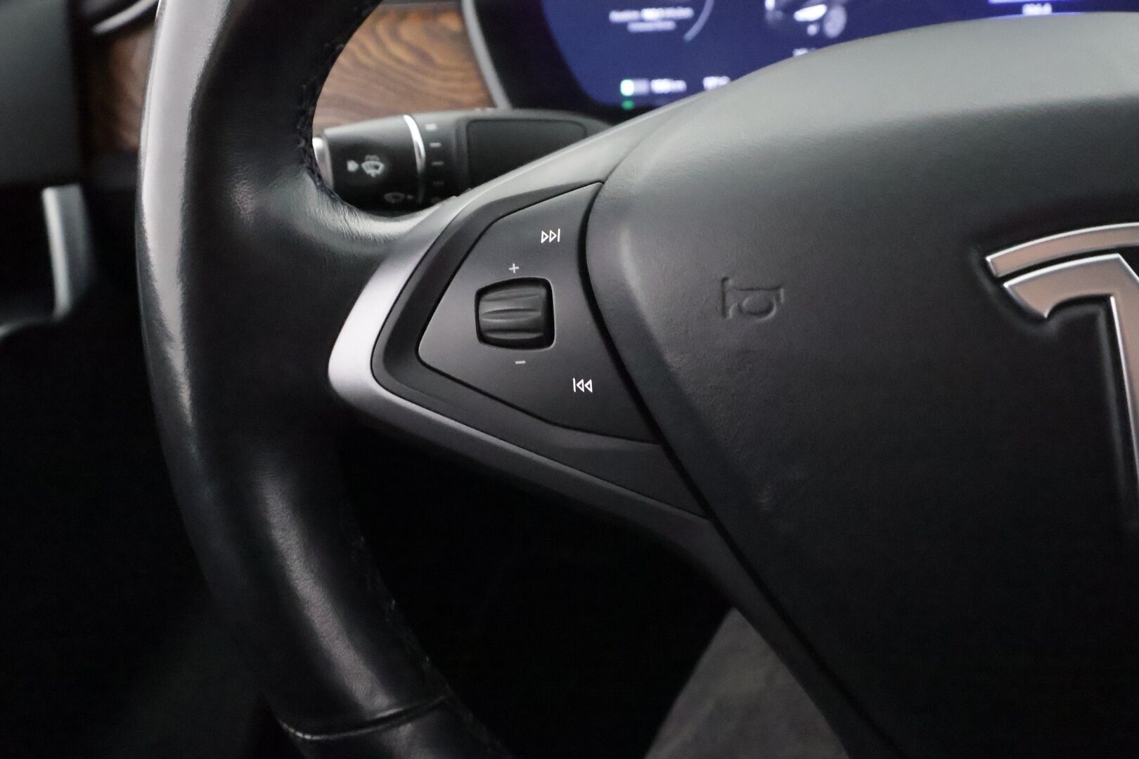 Tesla Model S 2020 Long Range AWD - | Lasikatto | ACC | LED | P.Kamera | Premium Audio | Muistipenkki | Navi | Kaistavahti | Keyless | 2x Latauskaapelit | Kahdet renkaat |