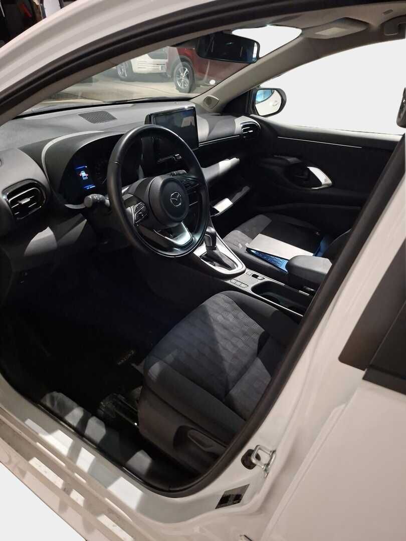 Mazda 2 2024 1.5 Hybrid - | 1.OM | Suomi-Auto | P.Kamera | ACC | Kaistavahti | CarPlay | 2x Huiput Renkaat |