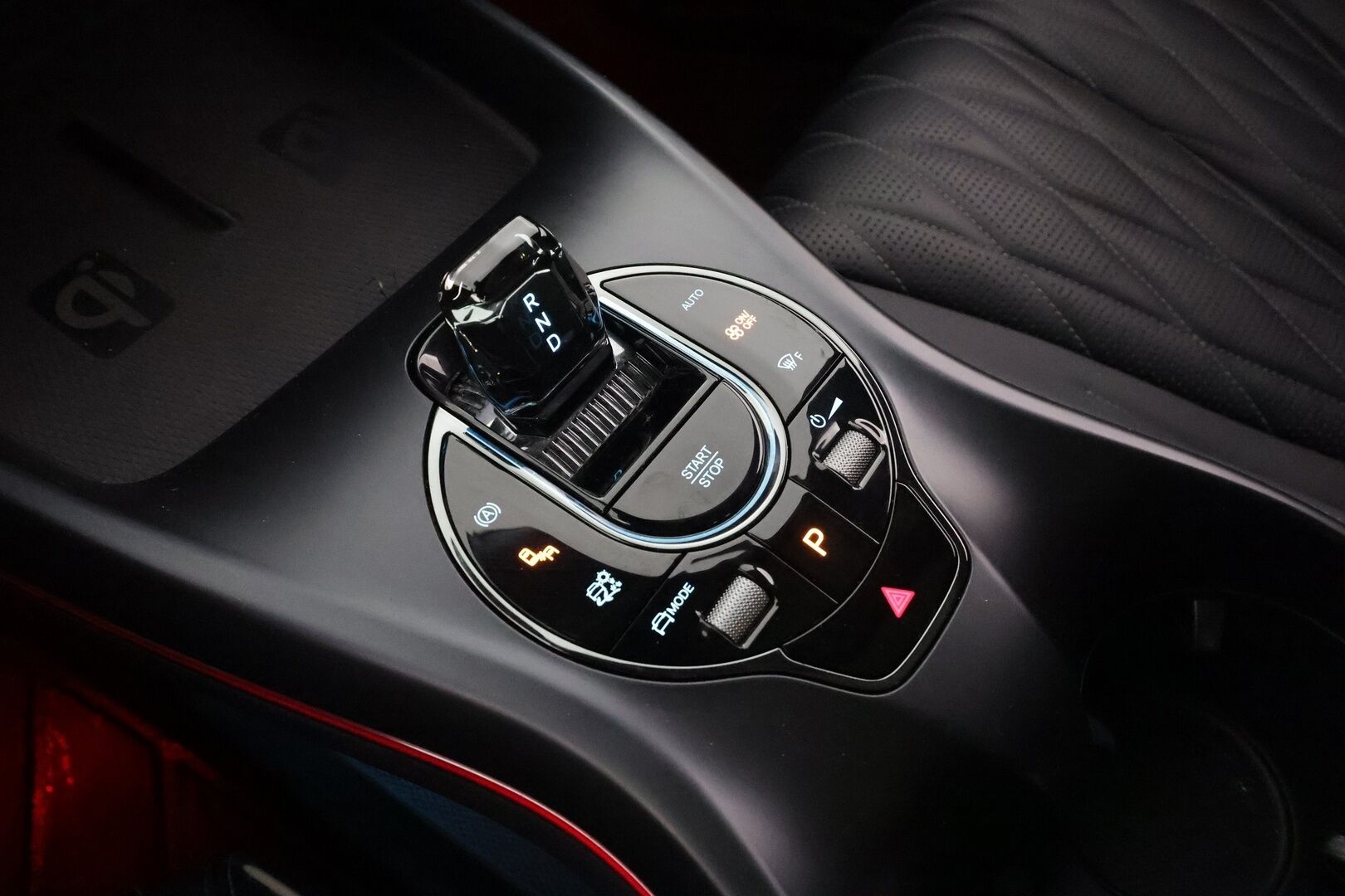 BYD Seal 2024 Excellence * Koukku / ACC / HUD / ILP / Panorama / 360° / Dynaudio / Ilmastoidut nahat / Keyless / Navi / LED / Sähköpenkit * - 1.Om Suomi-auto / Merkkihuollettu