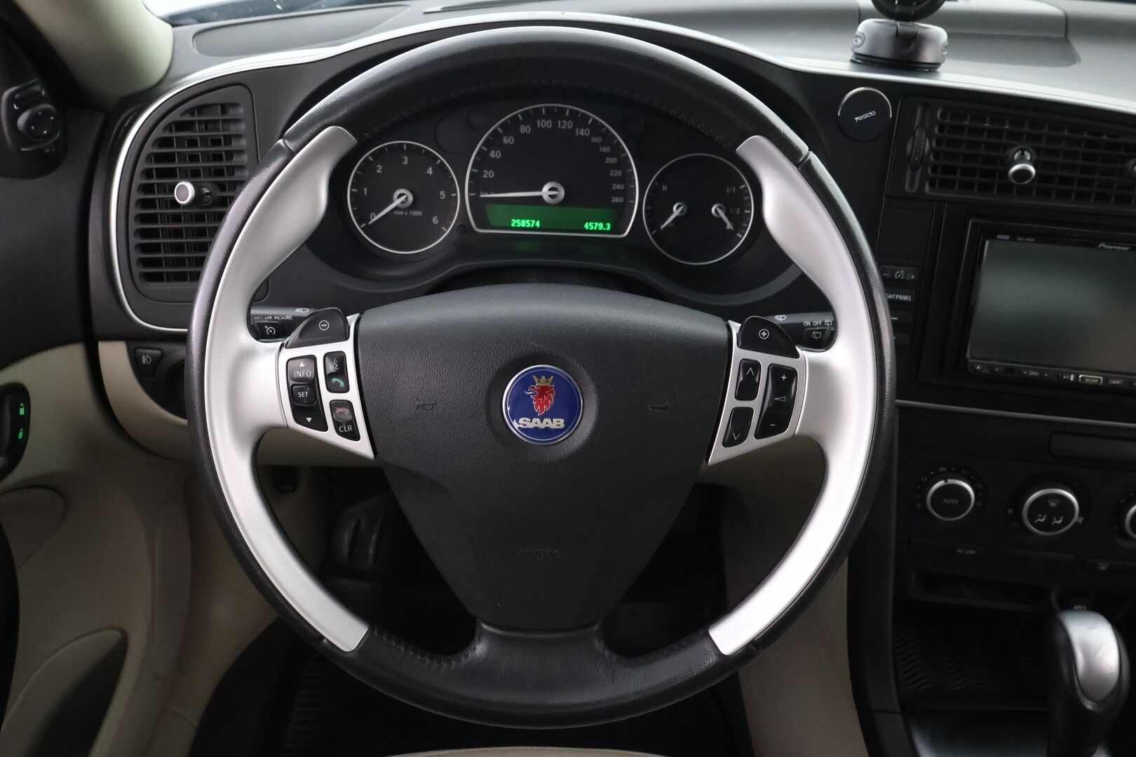 Saab 9-3 2008 Sport Combi 1,9TiDS PF Vector Business A6 - YritysOutlet - Myydään vain yrityksille - – Tämä auto myydään YritysOutlet -valikoimasta vain yritykselle