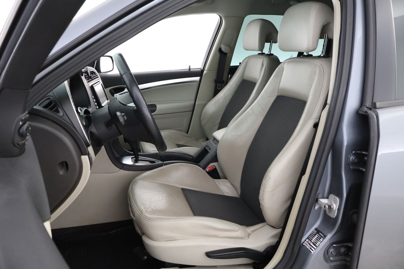 Saab 9-3 2008 Sport Combi 1,9TiDS PF Vector Business A6 - YritysOutlet - Myydään vain yrityksille - – Tämä auto myydään YritysOutlet -valikoimasta vain yritykselle