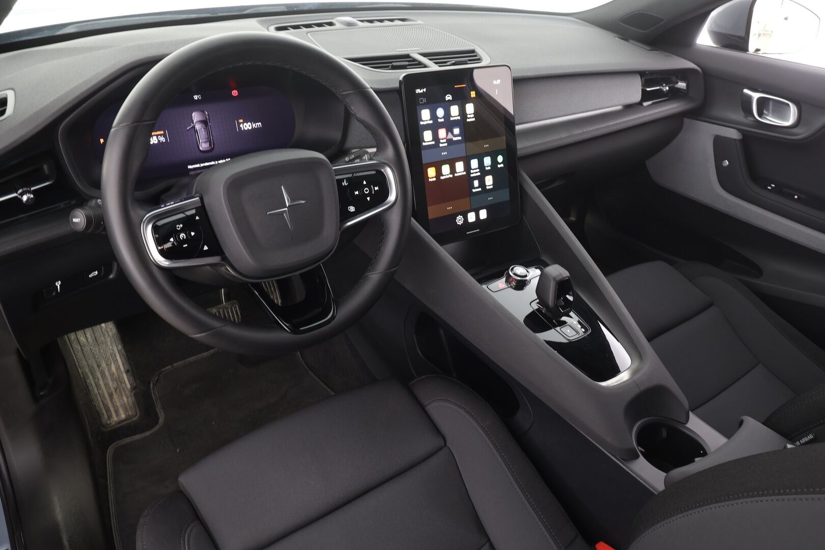 Polestar 2 2021 Long Range Dual Motor Performance, 300kW * Lasikatto / Koukku / ACC / Pixel-LED / H&K / 360 / Sportpenkki Muistilla * - Pilot&Plus / Merkkihuollot / 2x Latauskaapelit / Kahdet renkaat 