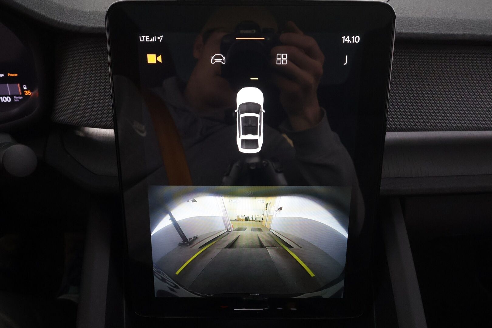 Polestar 2 2021 Launch Edition, 300kW * Lasikatto / Koukku / ACC / Pixel-LED / H&K / 360 / Sportpenkki Muistilla * - Pilot&Plus / Merkkihuollot / 2x Latauskaapelit / Kahdet renkaat 