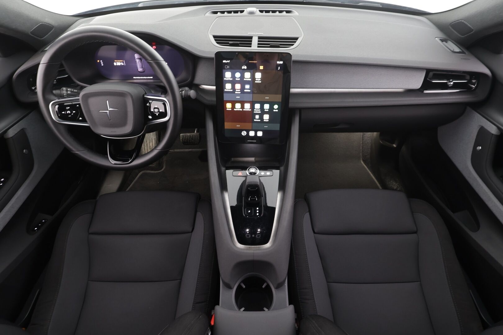 Polestar 2 2021 Long Range Dual Motor Performance, 300kW * Lasikatto / Koukku / ACC / Pixel-LED / H&K / 360 / Sportpenkki Muistilla * - Pilot&Plus / Merkkihuollot / 2x Latauskaapelit / Kahdet renkaat 