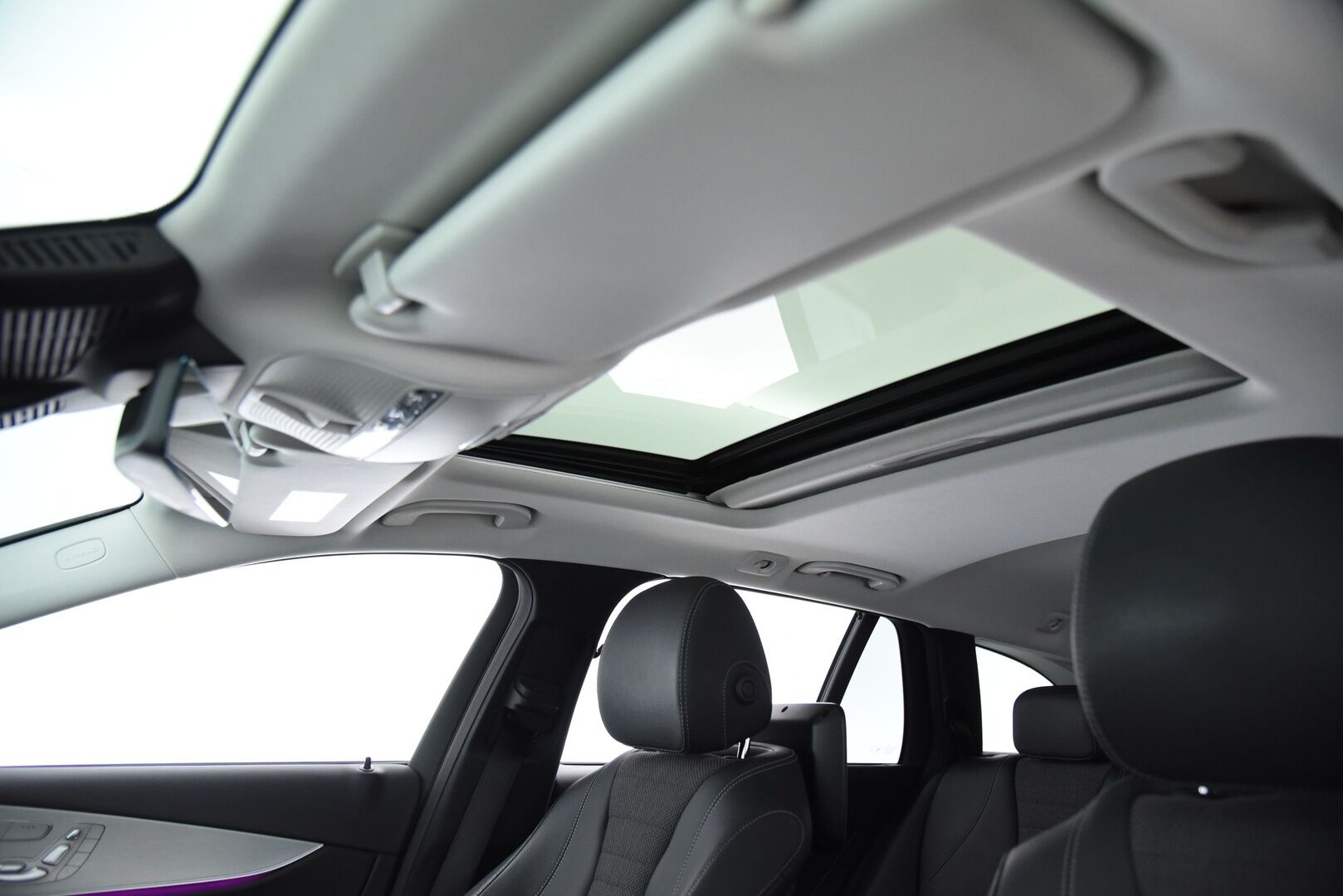 Mercedes-Benz E 2021 300 de T A Business Avantgarde EQ Power * Distronic + / Burmester / Muistipaketti / Panorama / Multibeam LED * - HUD / BLIS / DTR+Q / Soft-close / 2x vanteet