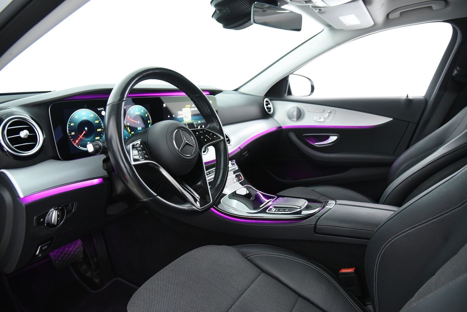 Mercedes-Benz E 2021 300 de T A Business Avantgarde EQ Power * Distronic + / Burmester / Muistipaketti / Panorama / Multibeam LED * - HUD / BLIS / DTR+Q / Soft-close / 2x vanteet