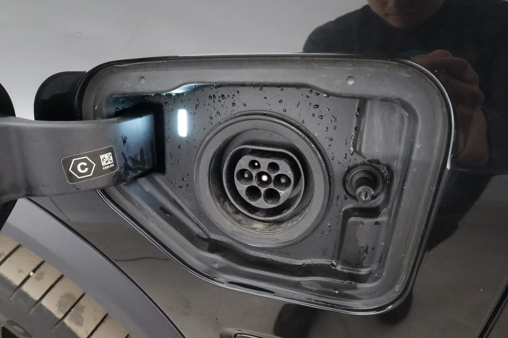 BMW X5 2021 xDrive45e * ACC / Lisälämmitin / Koukku / Panorama / Muistipenkki / 360-Kamera / LED / Sporttipenkit * - Merkkihuollettu / Kahdet Renkaat