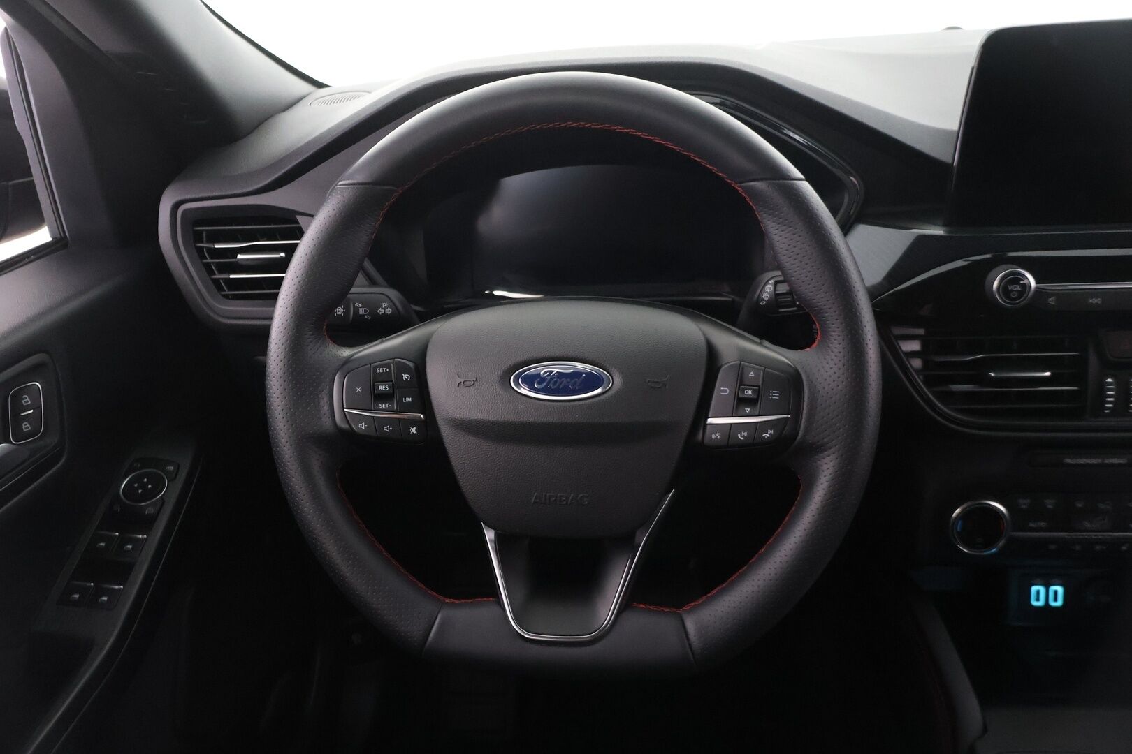 Ford Kuga 2021 Kuga Monikäyttöajoneuvo (AF) 4ov 2488cm3 - * ST-LINE | P-KAMERA | FORDPASS CONNECT | NAVI | VAKKARI *