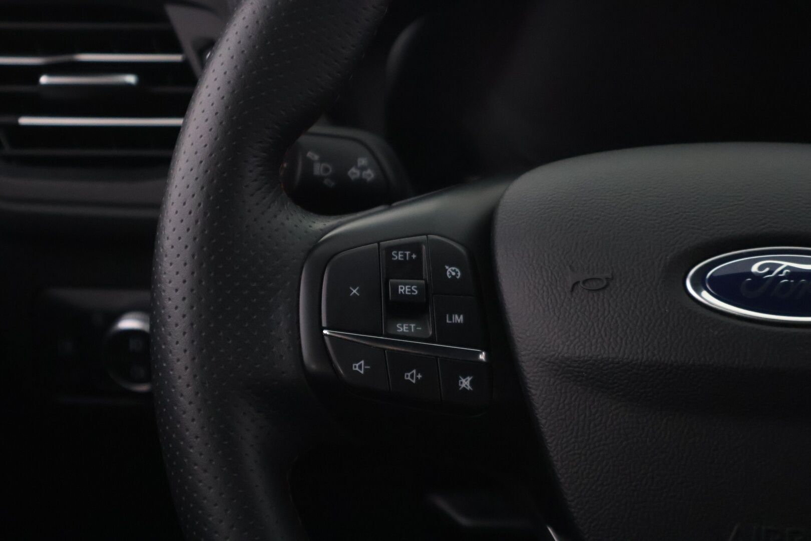 Ford Kuga 2021 Kuga Monikäyttöajoneuvo (AF) 4ov 2488cm3 - * ST-LINE | P-KAMERA | FORDPASS CONNECT | NAVI | VAKKARI *