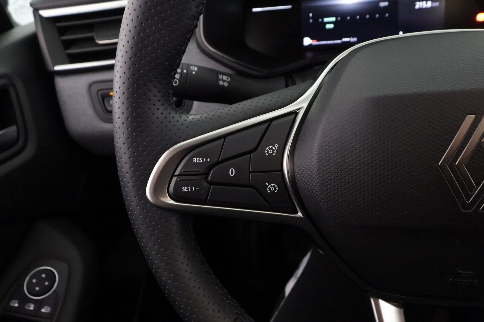 Renault Clio 2024 TCe 90 evolution - | LED | P.Tutka | Kaistavahti | Facelift | Vakkari | AppleCarPlay | Ratinlämmitys | Kahdet renkaat | Suomi-auto | Merkkihuollettu |