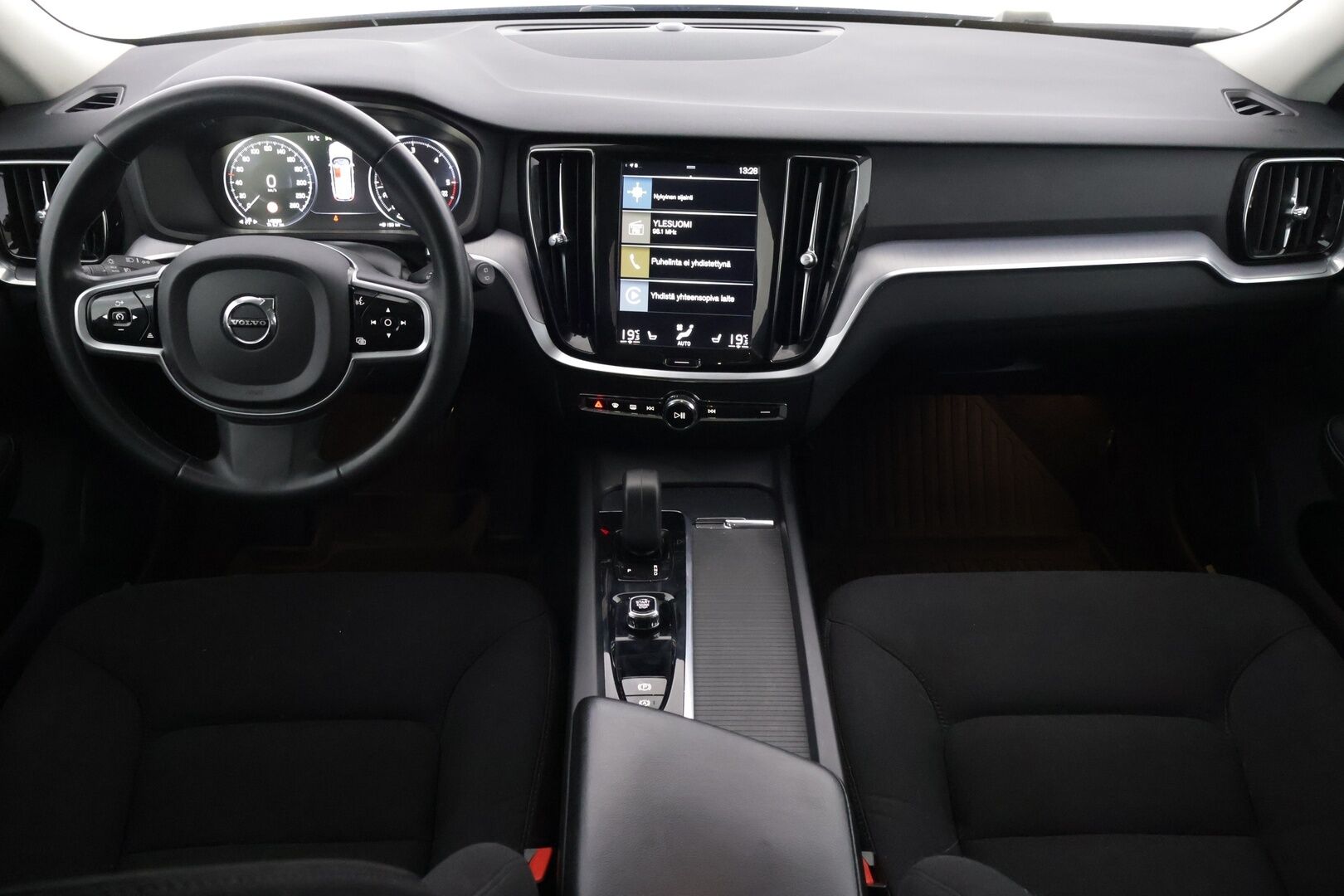 Volvo V60 Cross Country 2022 B4 AWD D-MHEV Edition aut - | ACC | LED | Webasto | Pilot Assist | CarPlay | Kamera | Autom.Pitkät | Sähkös. istuimet | Lämm.Ratti | Koukku |
