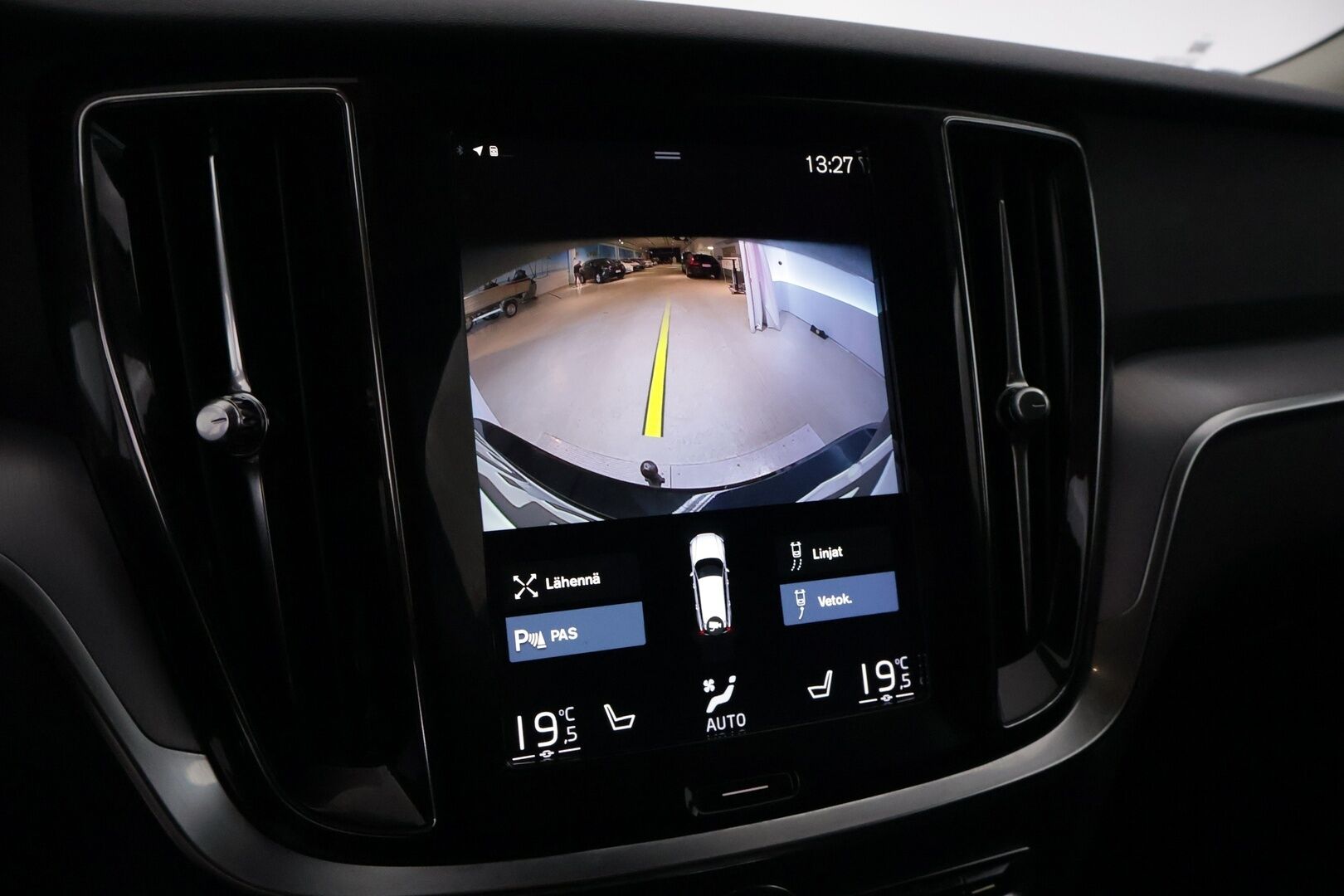 Volvo V60 Cross Country 2022 B4 AWD D-MHEV Edition aut - | ACC | LED | Webasto | Pilot Assist | CarPlay | Kamera | Autom.Pitkät | Sähkös. istuimet | Lämm.Ratti | Koukku |