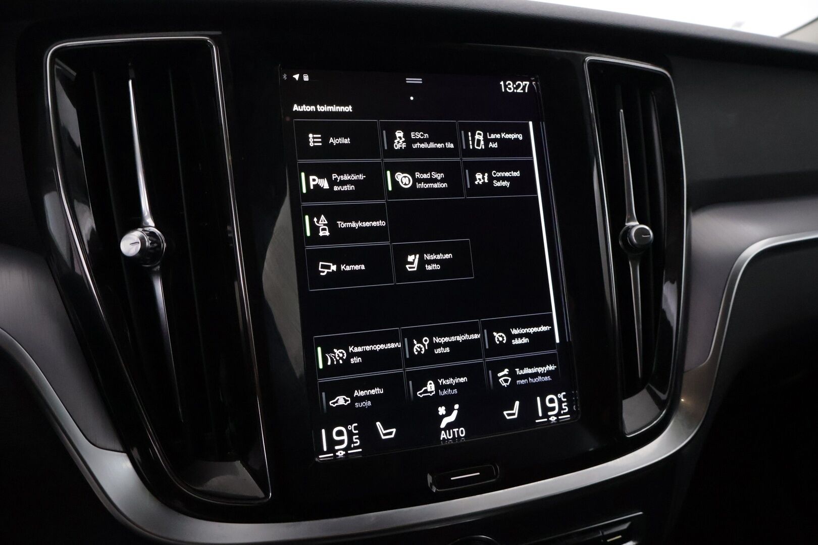 Volvo V60 Cross Country 2022 B4 AWD D-MHEV Edition aut - | ACC | LED | Webasto | Pilot Assist | CarPlay | Kamera | Autom.Pitkät | Sähkös. istuimet | Lämm.Ratti | Koukku |