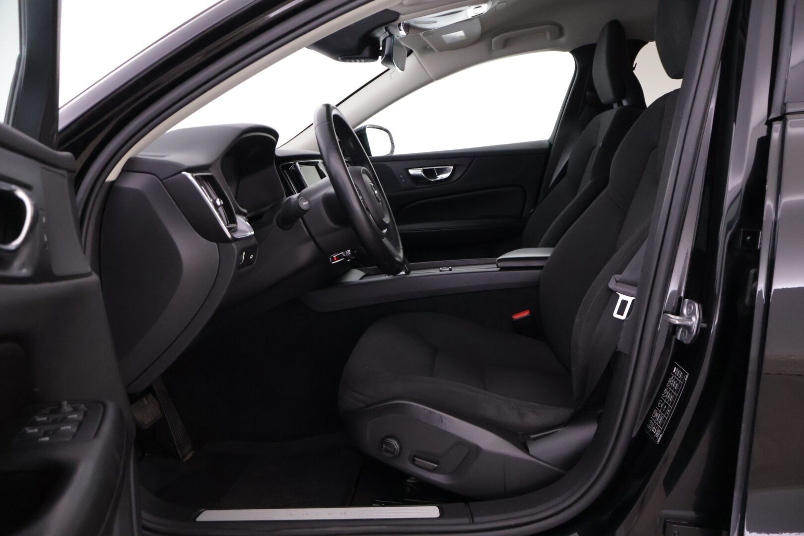 Volvo V60 Cross Country 2022 B4 AWD D-MHEV Edition aut - | ACC | LED | Webasto | Pilot Assist | CarPlay | Kamera | Autom.Pitkät | Sähkös. istuimet | Lämm.Ratti | Koukku |