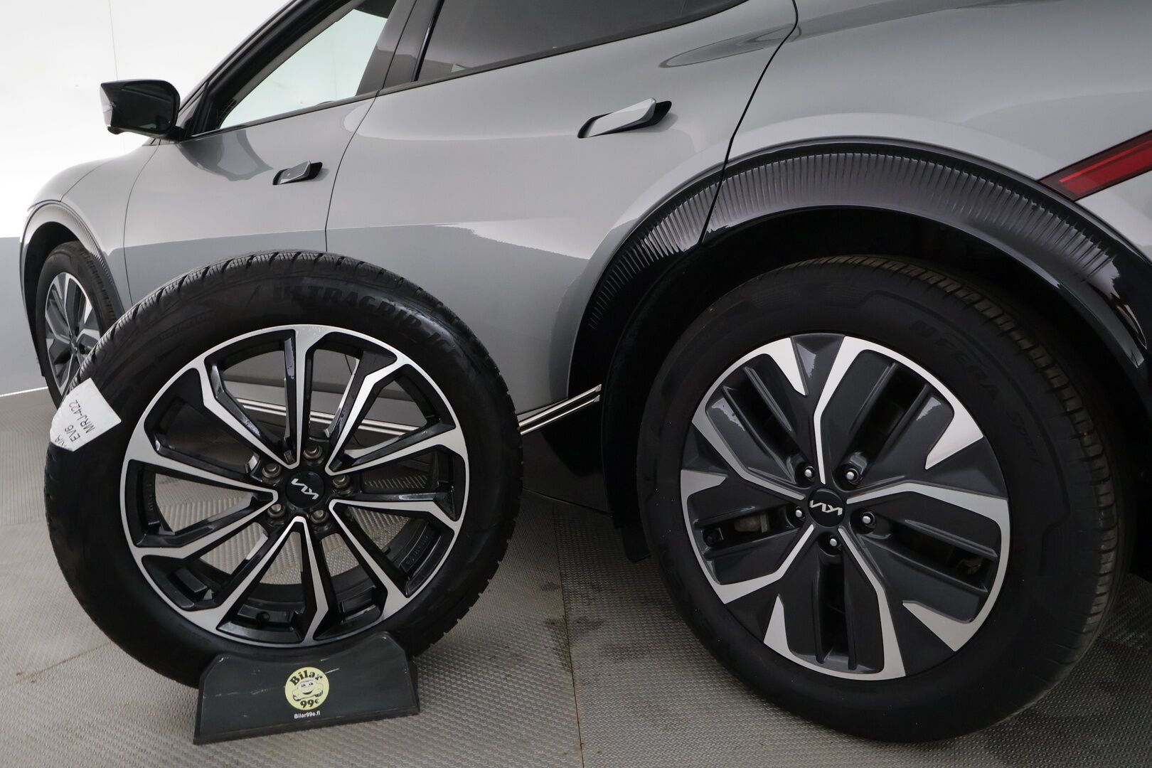 Kia EV6 2022 RWD 77 kWh - | ACC | ILP | 360° | Ilmastoidut relax nahat | Muistipenkki  | Ambient Light | HDA | BSM | CTA | Apple & Android | 2x renkaat aluin | Merkkihuollot | 