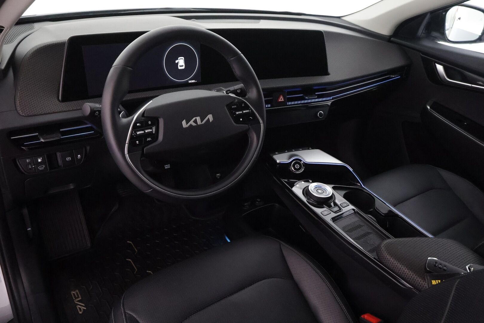 Kia EV6 2022 RWD 77 kWh - | ACC | ILP | 360° | Ilmastoidut relax nahat | Muistipenkki  | Ambient Light | HDA | BSM | CTA | Apple & Android | 2x renkaat aluin | Merkkihuollot | 