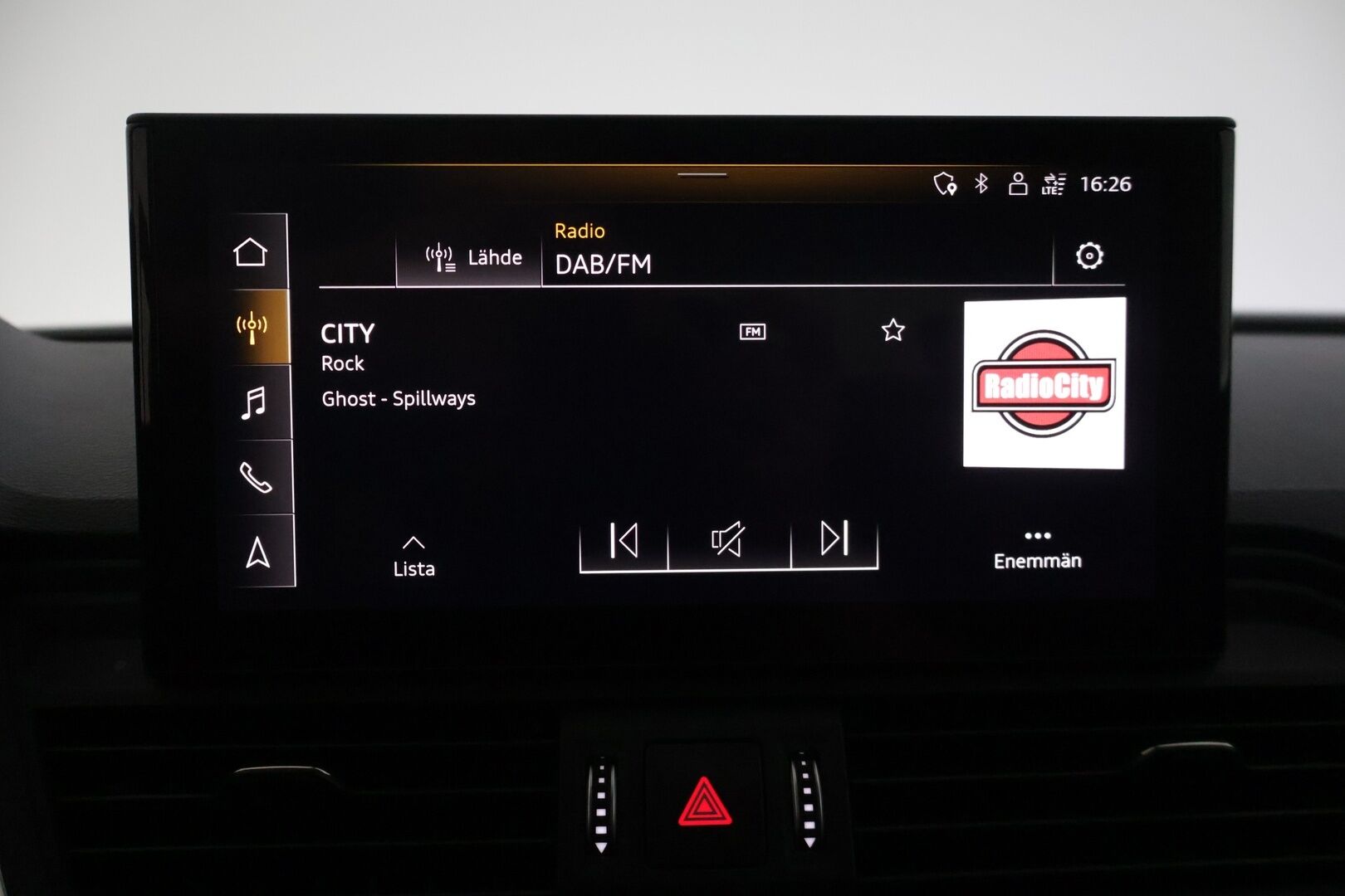 Audi Q5 2022 Advanced 50 TFSI e 220 kW quattro S tronic Electrified Edition - | Facelift | Digimittaristo | Ilma-alusta | Vetokoukku | Ilma-alusta | Matrix- LED | Nahkasisusta | Tutkat | 2x renkaat & vanteet |