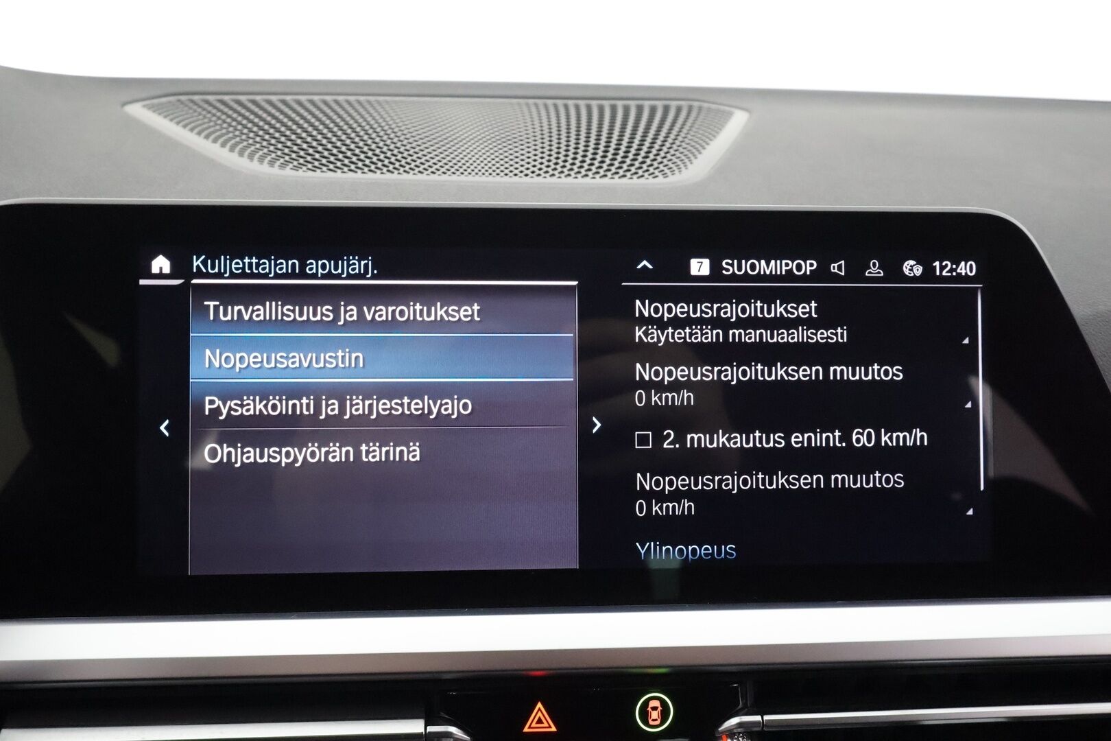 BMW 330 2022 G21 Touring 330e xDrive Business M-Sport - | ACC | Lisälämmitin | P.Kamera | Hifit | LED | Sporttipenkit | Digimittaristo | Apple&Android | Merkkihuollettu | Kahdet Renkaat |