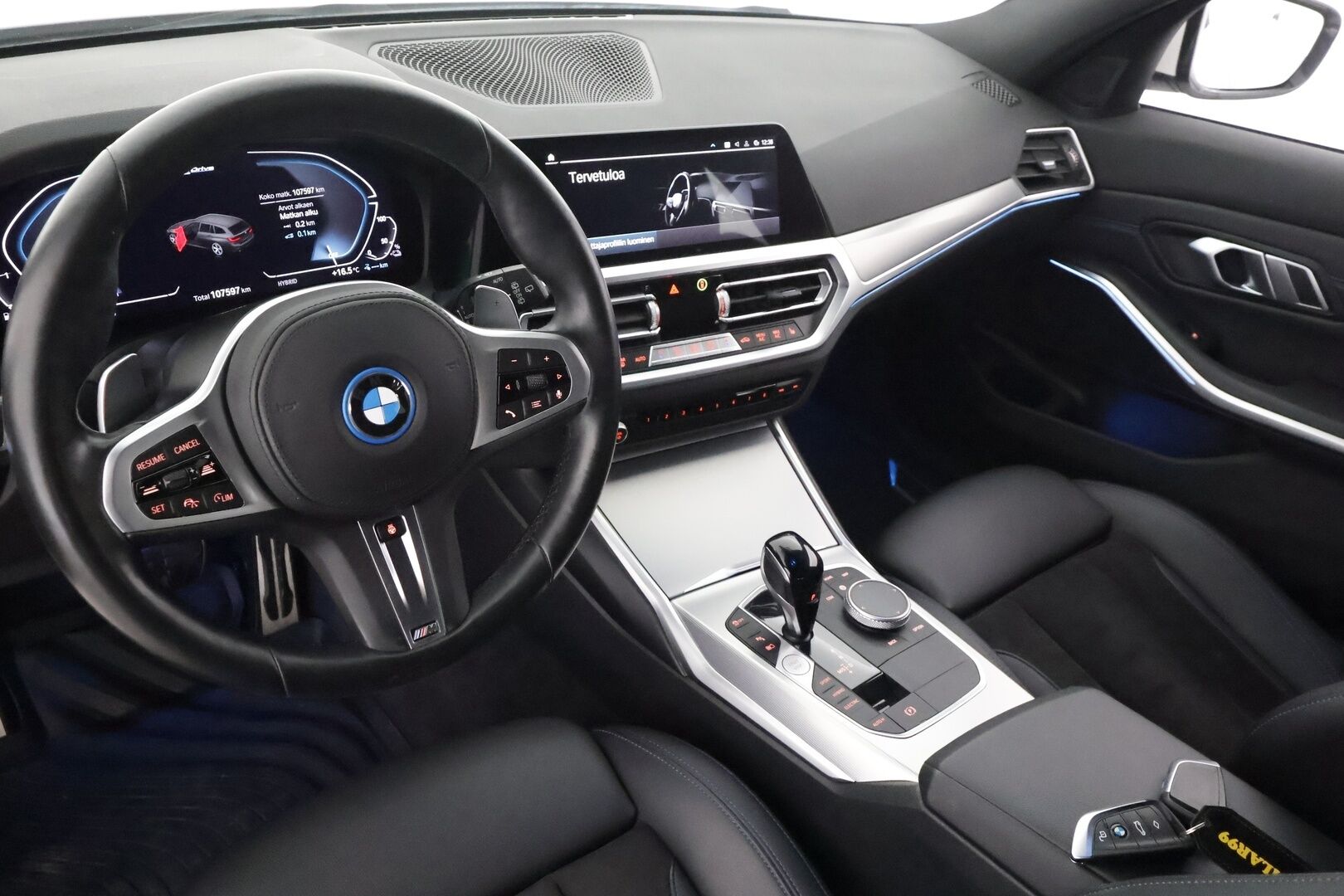 BMW 330 2022 G21 Touring 330e xDrive Business M-Sport - | ACC | Lisälämmitin | P.Kamera | Hifit | LED | Sporttipenkit | Digimittaristo | Apple&Android | Merkkihuollettu | Kahdet Renkaat |