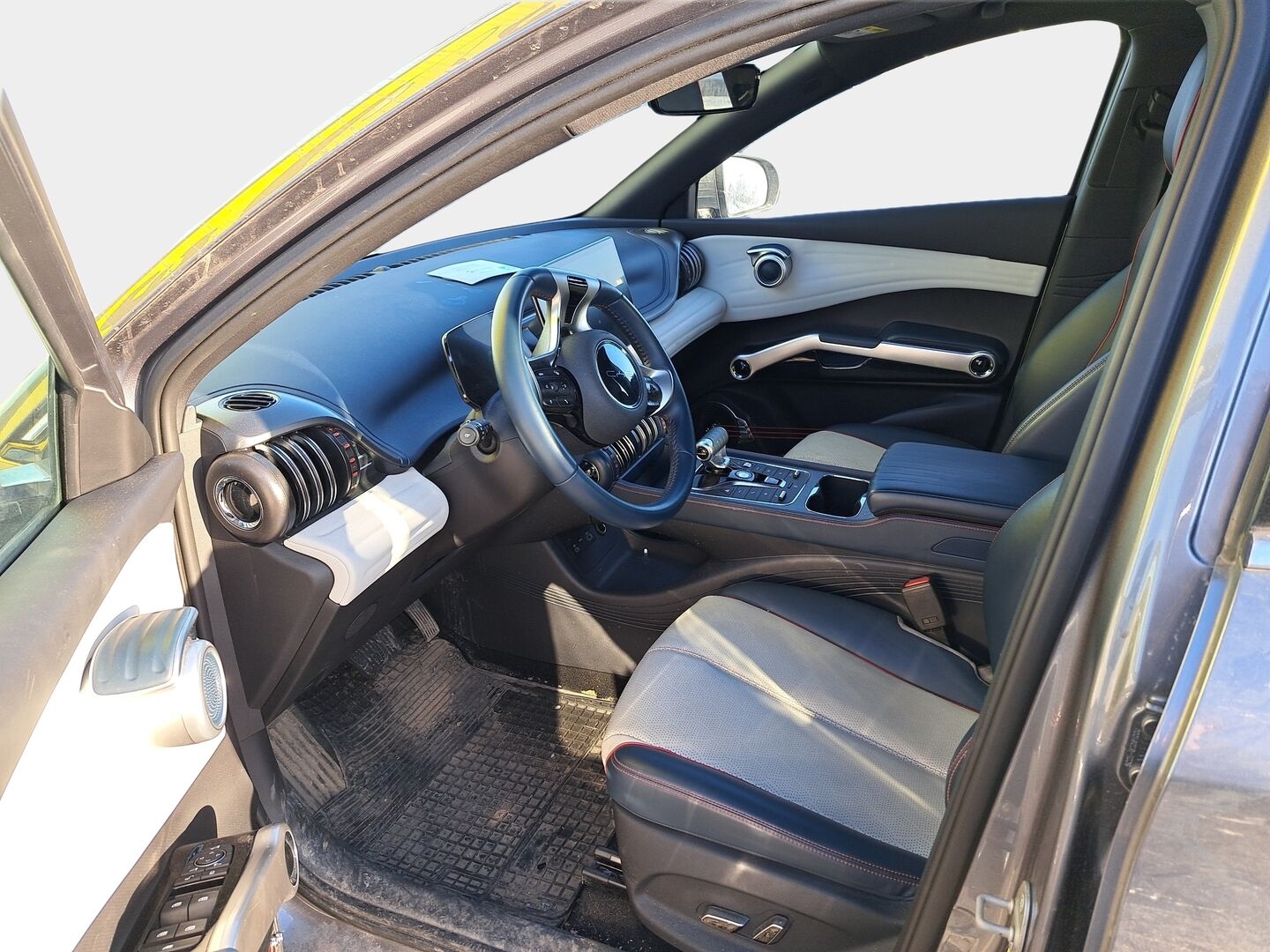 BYD Atto3 2023 Design * Lämpöpumppu / Panoraama / Adapt.Vakkari / 360-Kamera / Nahkasisusta / CarPlay - Merkkihuollot / Hiljattain huollettu / Juuri tullut Tampereelle!