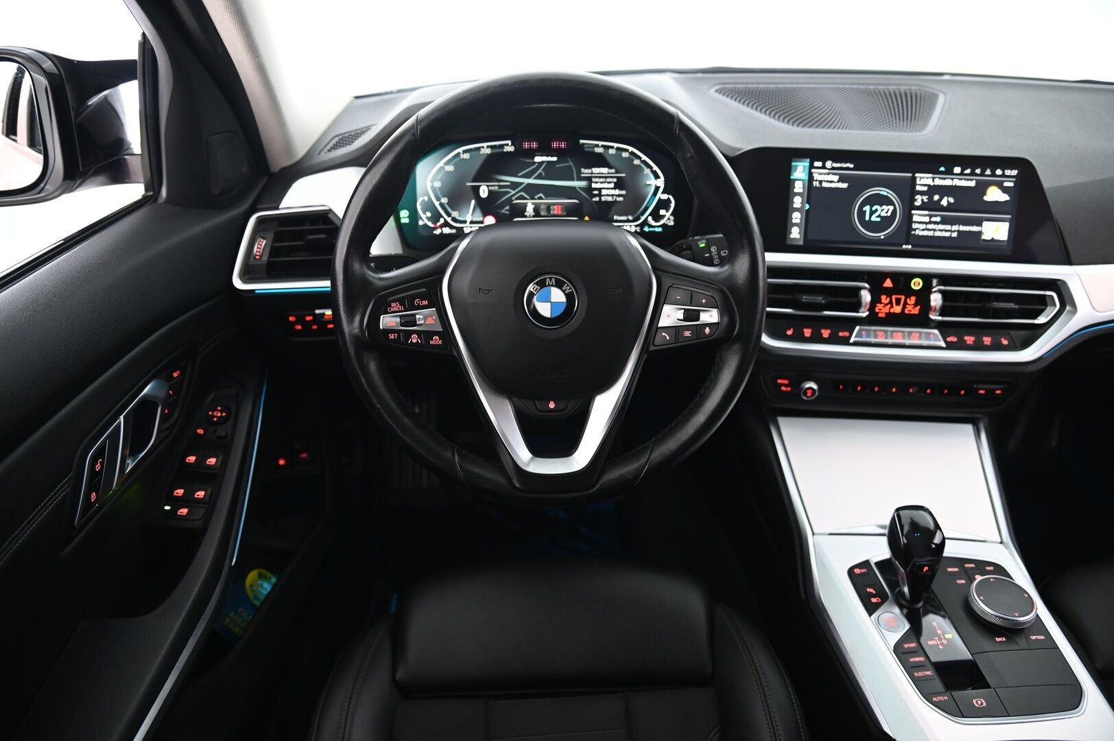 BMW 330 2021 G21 Touring 330e Sport Line **ACC / P.kamera / Hifi / Muistipenkki / LED / Navi / Comfort Access** - *Seuraava katsastus 09/27 / Vetokoukku*