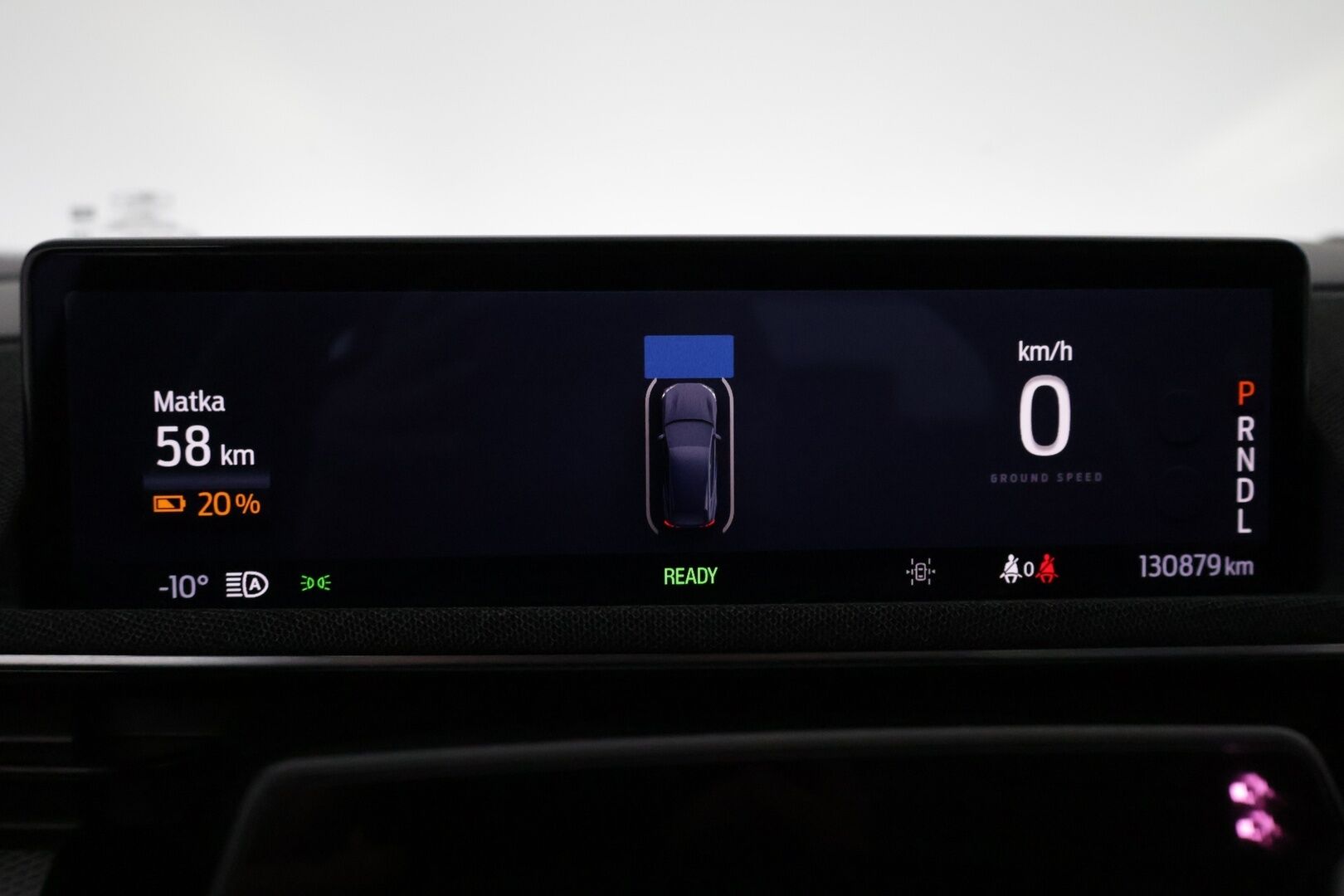 Ford Mustang Mach-E 2021 98kWh 285hv A1 RWD 5-ovinen * B&O / 360-kamera / Panorama / ACC / Keyless / Muistipenkki / Sähköluukku * - 2x Vanteet & Renkaat / Merkkihuollettu / SoH 93,6%