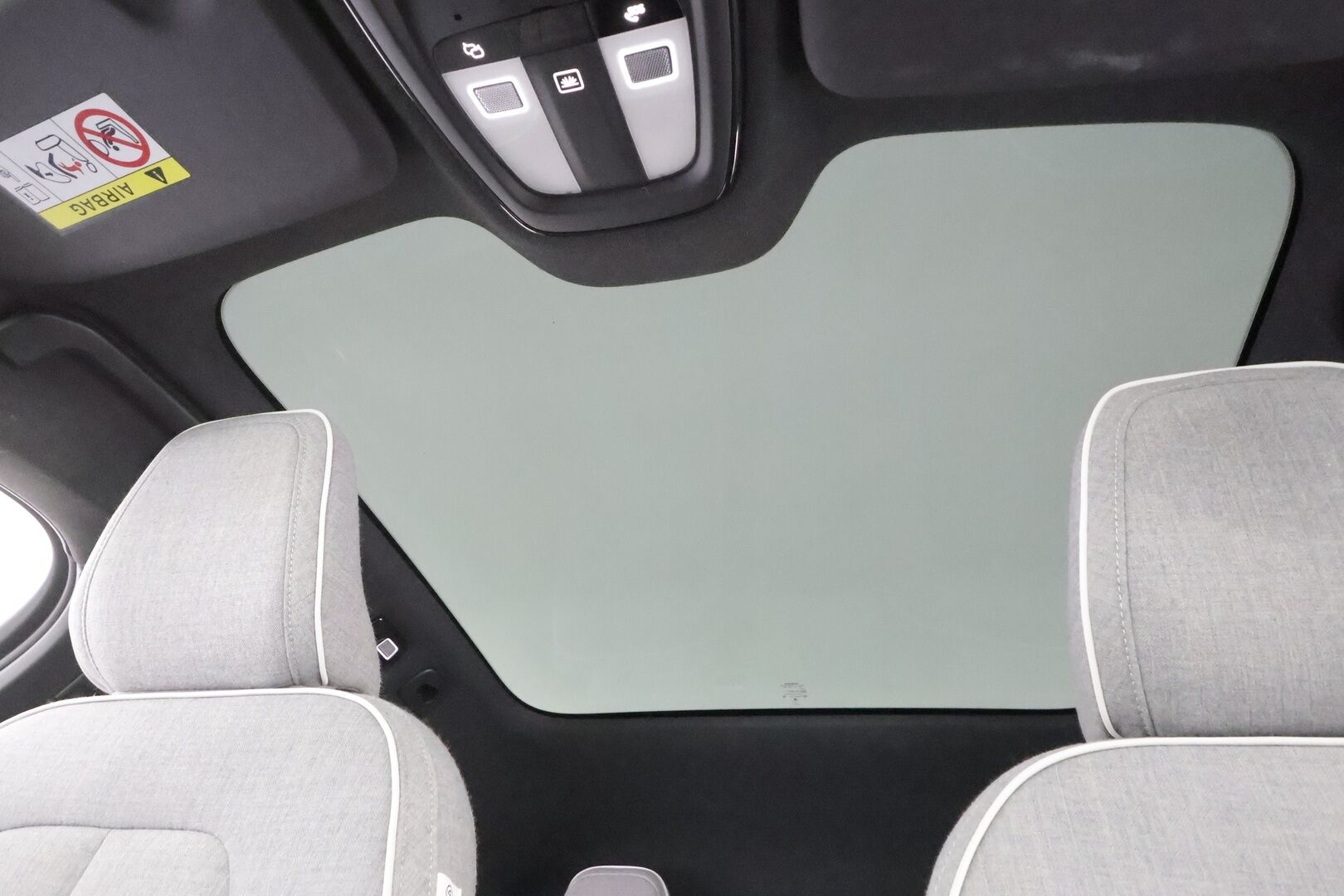 Volvo C40 2023 Recharge Twin Ultimate aut - | ACC | ILP | Koukku | Pixel-LED | Harman/Kardon | Lasikatto | Muistipenkki | Sporttipenkit | Pilot Assist | BLIS | Keyless | 2x renkaat aluin |