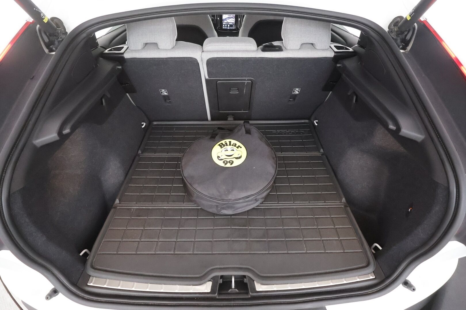 Volvo C40 2023 Recharge Twin Ultimate aut - | ACC | ILP | Koukku | Pixel-LED | Harman/Kardon | Lasikatto | Muistipenkki | Sporttipenkit | Pilot Assist | BLIS | Keyless | 2x renkaat aluin |