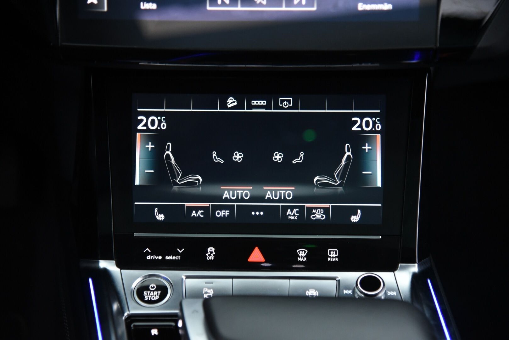 Audi e-tron 2021 Sportback 55 quattro S-line / Adapt.vakkari / B&O / Matrix / Panorama / Koukku / BLIS / - 3,99 % KORKOTARJOUS TÄHÄN AUTOON - Akku kuntotarkastettu / Merkkihuollot / Muistipenkki / Irroitettava koukku / Huippuvarusteltu! 