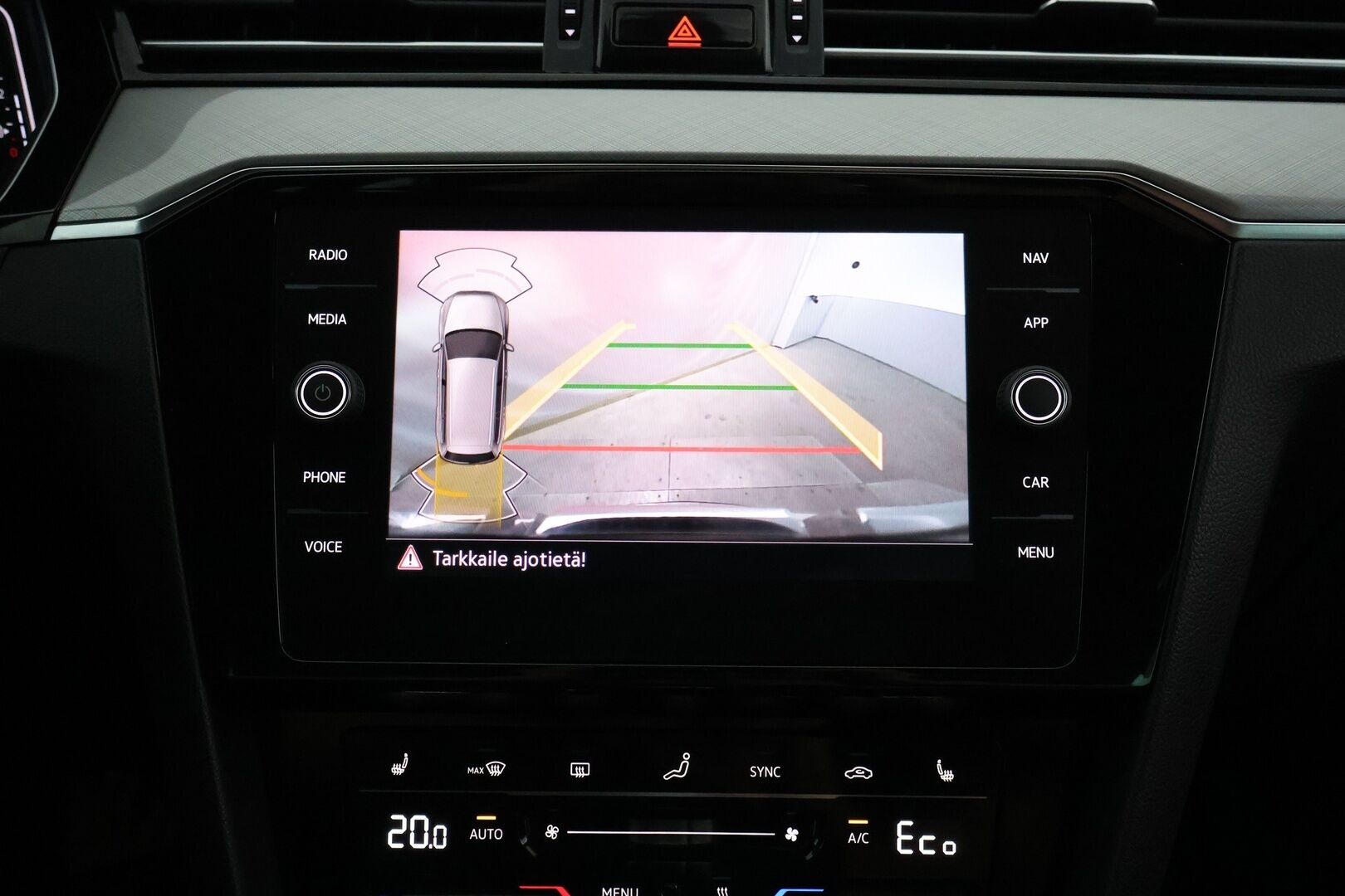 Volkswagen Passat 2021 Variant GTE Plug-In Hybrid 160 kW DSG-Aut. - | Adapt. vak. | Matrix-LED | Koukku | BLIS | P-Kamera | Digimittaristo | Keyless | Hierova Kuljettajan Istuin
