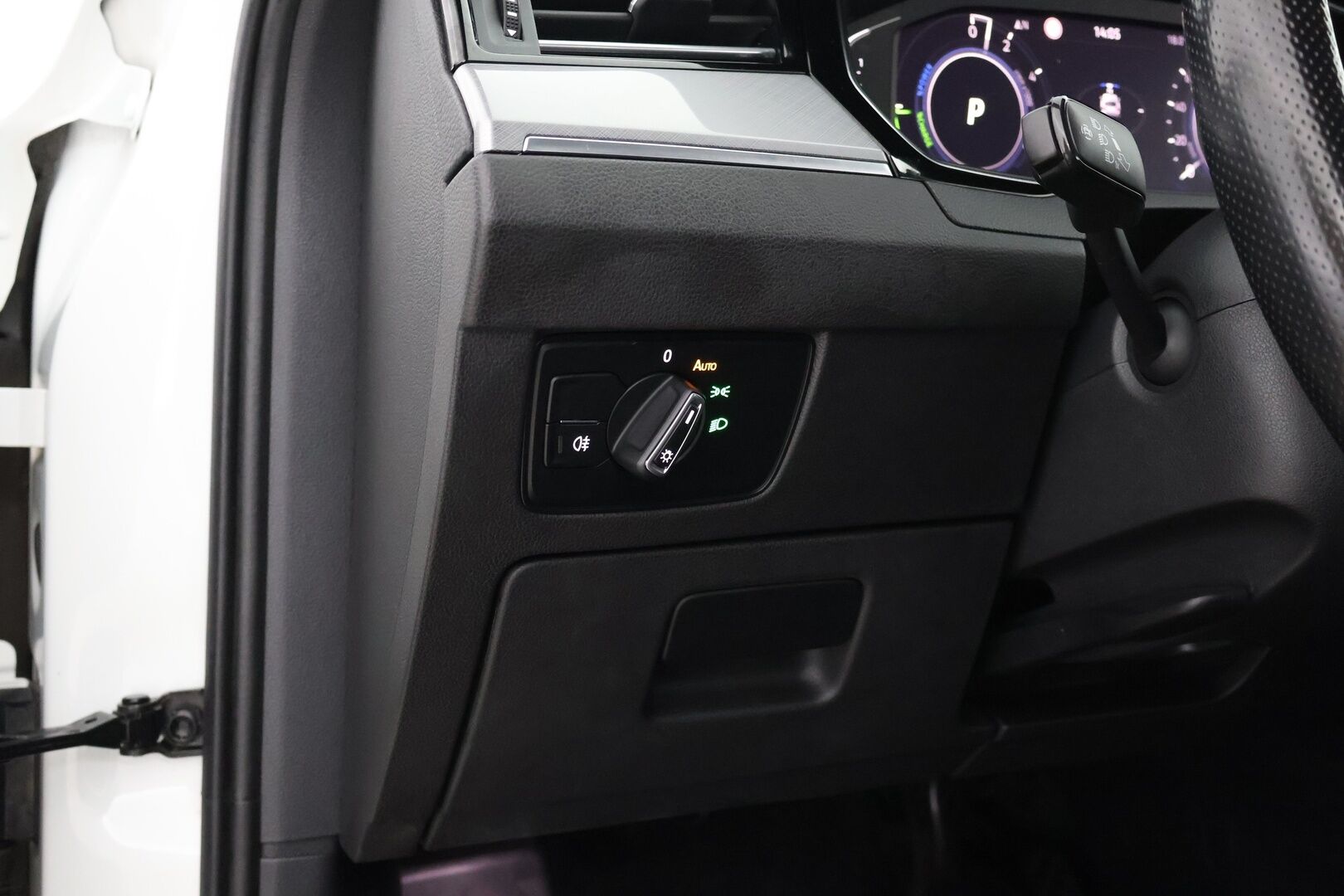 Volkswagen Passat 2021 Variant GTE Plug-In Hybrid 160 kW DSG-Aut. - | Adapt. vak. | Matrix-LED | Koukku | BLIS | P-Kamera | Digimittaristo | Keyless | Hierova Kuljettajan Istuin