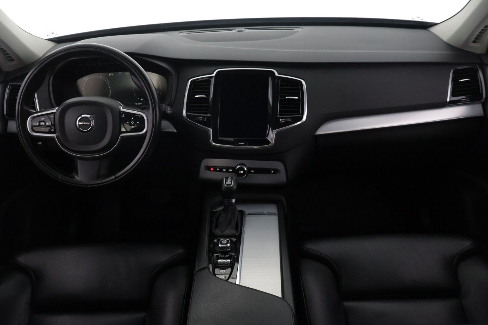 Volvo XC90 2019 D5 AWD Momentum aut - * 7P | Webasto | ACC | Full-LED | P.Kamera | Keyless | Taittuva koukku | Navi | 2x Alut *