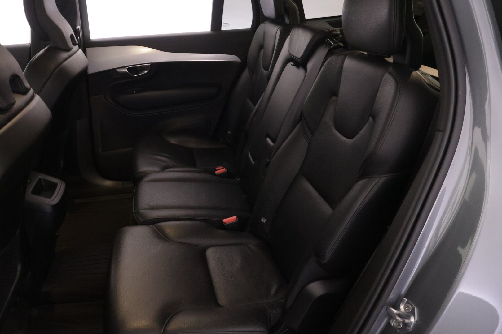 Volvo XC90 2019 D5 AWD Momentum aut - * 7P | Webasto | ACC | Full-LED | P.Kamera | Keyless | Taittuva koukku | Navi | 2x Alut *