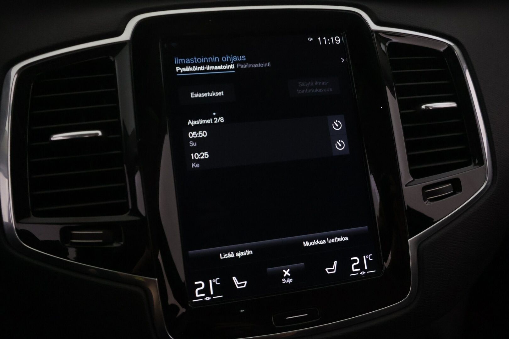 Volvo XC90 2019 D5 AWD Momentum aut - * 7P | Webasto | ACC | Full-LED | P.Kamera | Keyless | Taittuva koukku | Navi | 2x Alut *