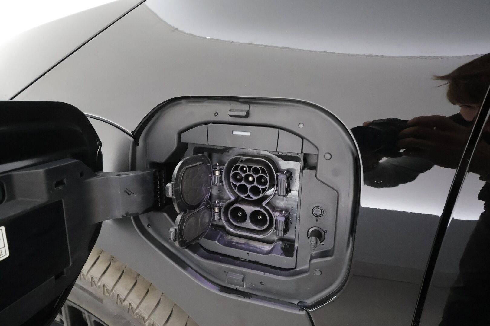 Subaru Solterra 2023 AWD 71,4kWh Touring - Lämpopumppu | ACC | Nahkasisusta | Harman&Kardon | 360-Kamera | Muistipenkki | Navi | Lämpölasi | SUPERVARUSTEET!